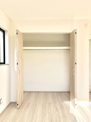 ���[�@�����Ղ�̎��[�X�y�[�X�ŉ��K�ɕ�点���� 