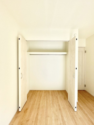 ���[�@������E�����������Ղ�̎��[�X�y�[�X�ŉ��K�ɕ�点���� 