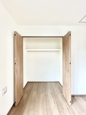 ���[�@�����Ղ�̎��[�X�y�[�X�ŉ��K�ɕ�点���� 