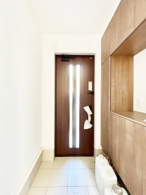 ���ց@�����`Entrance�`�@�Ƃ̒��ł��q�l���}����ŏ��̏ꏊ�ł��錺�ւ́A�Ƃ̈�ۂ��̂��̂ł��I�L�x�Ȍ��֎��[�ŁA����Y��ɕۂ��Ƃ��o���܂��􌺊ւɂ͂����Ղ���[�̉��ʔ��������I