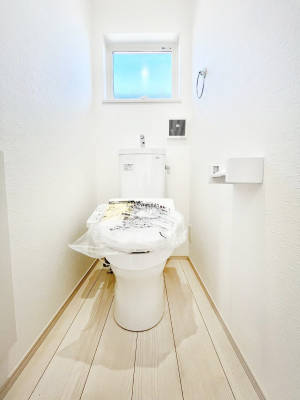 �g�C���@�����`Toilet�`�@�Y��E�X�b�L���E���K�ȃE�H�V�����b�g�t�g�C���ł��낰���Ԃł��B�g�C���͖����g�킴��𓾂Ȃ����́B����������ۂ������ł��ˁB�g�C����2��������̂Œ��̍��G���ɕ֗��ł��I