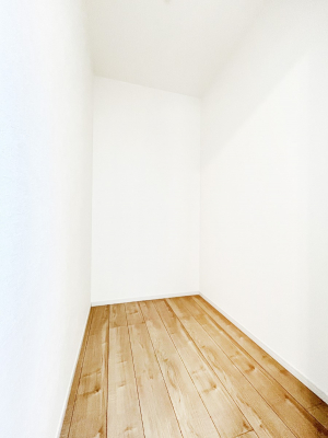 ���̑��@�G�߂̈ߗނ��X�b�L�����[�I��e�ʂ̎��[�͂����͓I��WIC�t���ł��B