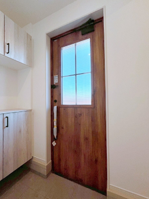 ���ց@�����`Entrance�`�@���ւ͉Ƃ̊�Ƃ����܂����䂪�Ƃ̃Z���X�����肰�Ȃ����������閣�͂��錺�֑�����y���݂̈�B�A���x�ɉƑ����ق��Ƃł���S�n�悢��ԑ������؂ł��ˁ�