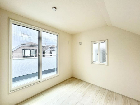 ���̑����ρ@���邢�o���R�j�[�T�C�h�ɗm����ݒu�B�ڊo�߂̗ǂ��Q���ɁB 