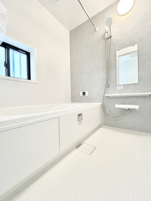 �����@����̔�����₷��؂ȃo�X�^�C���B�������Ƃ����C���y����Ŕ����Ƃ肽���ł��ˁI  