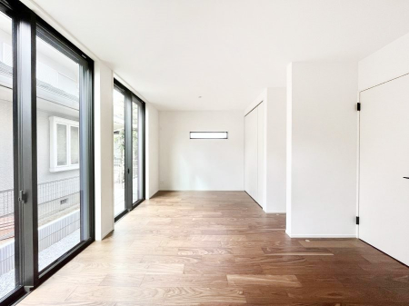 ���̑����ρ@�����`Bed Room�`�@���q�l�̐����ɍ��킹�ďZ�܂��̃��C�A�E�g���ς��܂��B�v�t���̃v���C�o�V�[���d��������A�����ɍ��킹�Ċ���x�b�g��z�u������B���������z���Ă̏Z�܂��I�т���؂ł��B