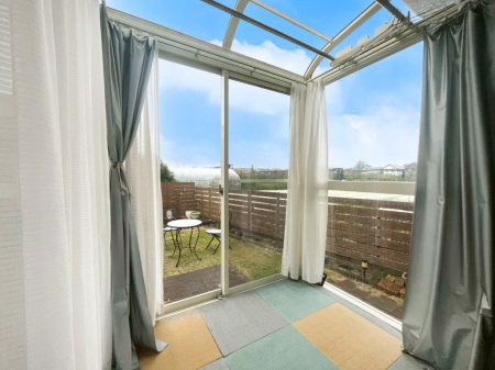 ̑@J̓ԕ̋G߂łASĕłT[􎩑RȂǏeB[^CȂǁAbNXXy[XƂĂ