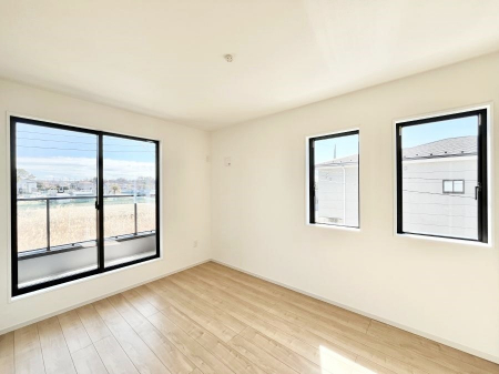 ���̑����ρ@���邢�o���R�j�[�T�C�h�ɗm����ݒu�B�ڊo�߂̗ǂ��Q���ɁB