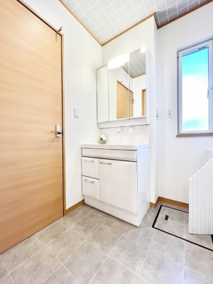 ���ʑ�E���ʏ��@���q���񂪂������A��􂢂����ł��Ă��ꂻ���Ȑ��ʏ��I