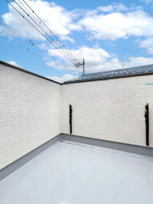 oRj[@`Balcony`  oRj[͉z݁Azc󕨂C悭Ƃł܂B  g₷JIȃoRj[łzՂ~蒍AoRj[tZ܂B  