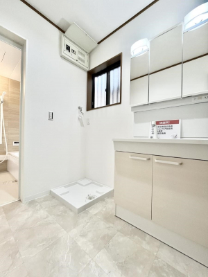 ʑEʏ@傫₷OʋŐʑ́AgȂ݃`FbN┧̂ɂ߂łB 