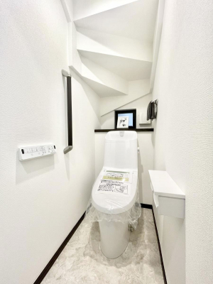 gC@gC1K2KꂼɔzuĂĂƂĂ֗łB 