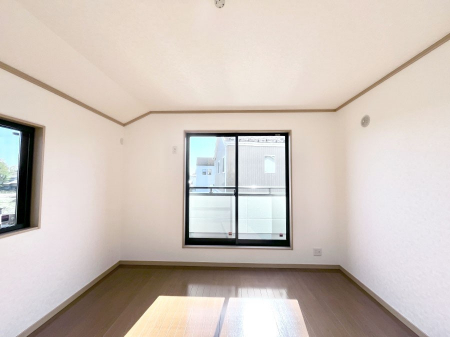 ���̑����ρ@���邢�o���R�j�[�T�C�h�ɗm����ݒu�B�ڊo�߂̗ǂ��Q���ɁB 