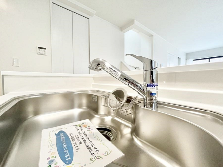 ̑ρ@򐅊̌^̃Lb`Ő􂢕pEpƐ؂ւȒPI