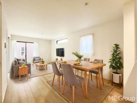 rO@`Living`@Ƒ̉bΊ炪srOłBqĂpȂA傫ȃ\t@_CjOe[ułH肭났􂻂ȖԂłIƋCGł