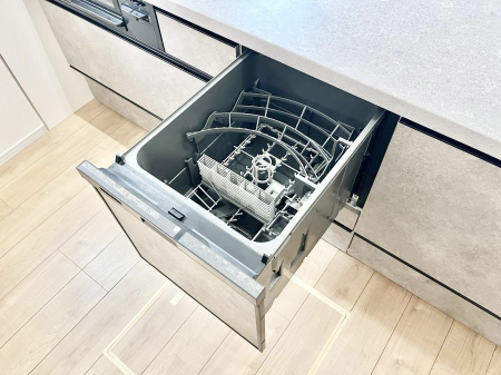 ���̑����ρ@��Еt�����y�ɂȂ�H��@���W�������ŕt���Ă���܂��B�g�������M�����ăX�C�b�`�����������I���Ԃ̗L�����p�ɂ��d�󂵂܂��B