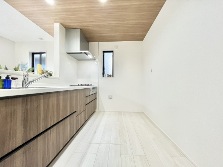 Lb`@u₩ȕʂ蔲Lb`B̂Ŗ邭Cɂ𗧂܂B