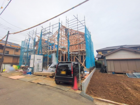 nOώʐ^@`Exterior`@ՐÂȏZnŎqĉƑɃsb^B̂UKȗ΂Ɍb܂ꂽGAŁARɕ܂ꂽ₩ȕ炵邽߂́AƂ肠ZĂ܂B