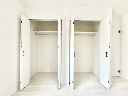 ���[�@�����Ղ�̎��[�X�y�[�X�ŉ��K�ɕ�点���� 