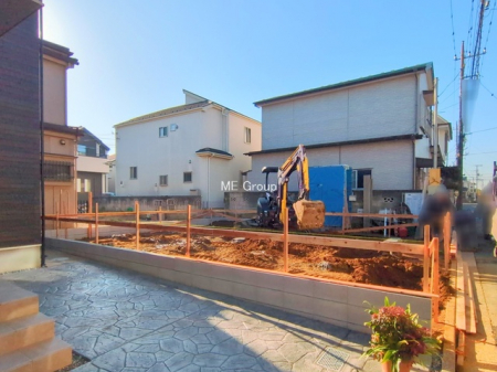 nOώʐ^@`Exterior`@ՐÂȏZnŎqĉƑɃsb^B̂UKȗ΂Ɍb܂ꂽGAŁARɕ܂ꂽ₩ȕ炵邽߂́AƂ肠ZĂ܂B