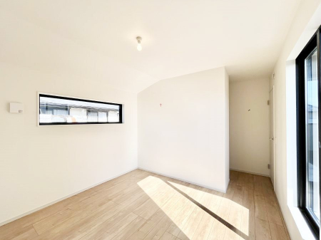 ̑ρ@`Bed Room`@؂̉肪₳t[O͈炬炷vCx[gԁB߂̃t[Oł̂ŁAǎƂ}b`AXɍLĂʂB