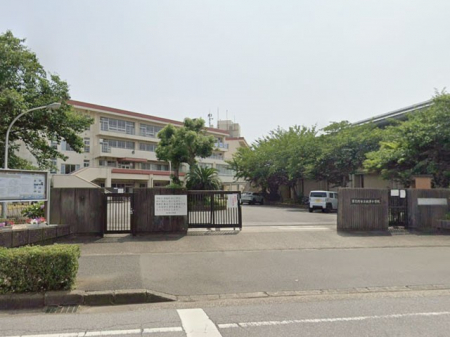 ӊ@wZ 190m KusHÏwZ