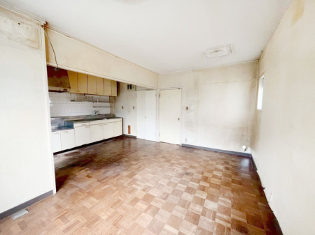 rO@`Living`@ɂ݂͂ȂWAHƊybn܂BbɖɂȂ肷āAY锼߂ɂȂĂ܂Bȑ̊Ԃ̍KĂꏊł肽B