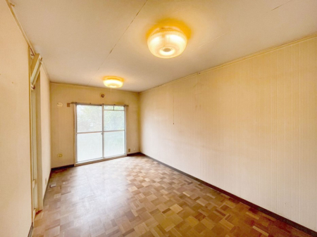 Q@`Bed Room`@؂̉肪₳t[O͈炬炷vCx[gԁB߂̃t[Oł̂ŁAǎƂ}b`AXɍLĂʂB