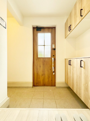 ���ց@�������P�������`Entrance�`�@�Ƃ̒��ł��q�l���}����ŏ��̏ꏊ�ł��錺�ւ́A�Ƃ̈�ۂ��̂��̂ł��I�L�x�Ȍ��֎��[�ŁA����Y��ɕۂ��Ƃ��o���܂��􌺊ւɂ͂����Ղ���[�̉��ʔ��������I