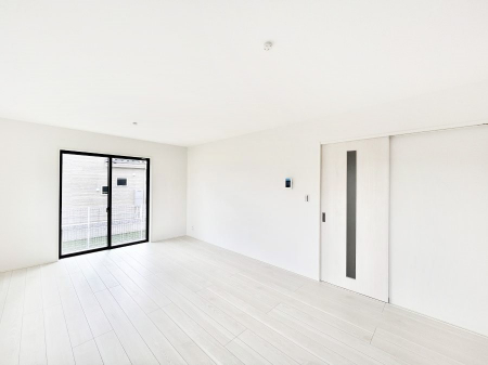 rO@Ƒc̎ԂȂ났̃rO_CjOB   