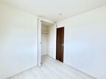 �q�������@�q�������ɂ��������߂Ȏ��[�X�y�[�X�����Ղ�̋���