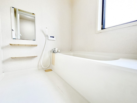 @1̔tbVĂ閾邭̂oX[