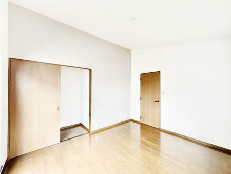 q@q܂̂ƂĂIߗނ̐ڂɕ֗ȃN[[bgt̗mB