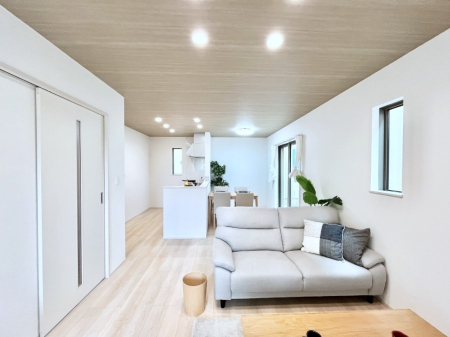 rO@Ƒc̎ԂȂ났̃rO_CjOB   