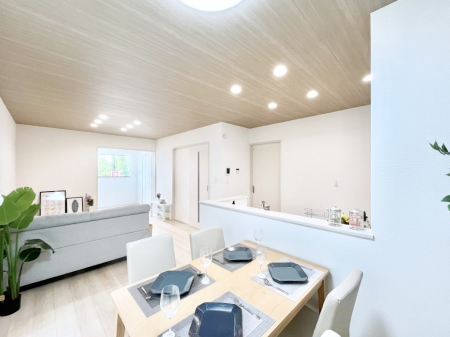 ̑ρ@̗ǂrOBCɓ̃O[΍XɐSn悳AbvI