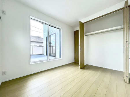 Q@`Bed Room`@؂̉肪₳t[O͈炬炷vCx[gԁB߂̃t[Oł̂ŁAǎƂ}b`AXɍLĂʂB