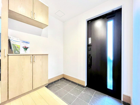 ց@`Entrance`@ւ́Aq}łAƑo肷ł̂ŁůvƂĂ΂dvȏꏊIƖ邭Ałqlo}ł悤Ȑ݌v܂I