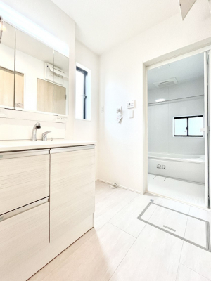 ̑@LXƂƂ̂郉h[Xy[XB  