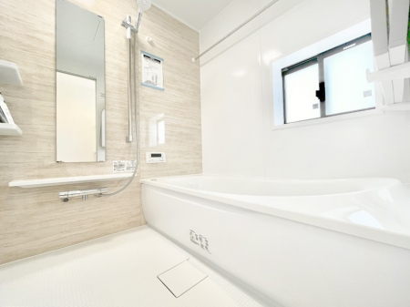 �����@����̔�������Ă���閾�邢�������̂���o�X���[��