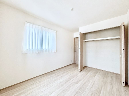 �q�������@�q�������ɂ��������߂Ȏ��[�X�y�[�X�����Ղ�̋���