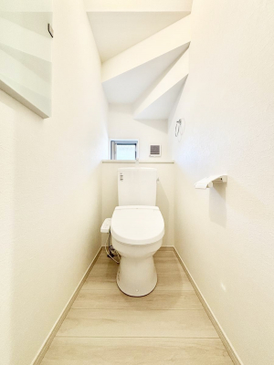 �g�C���@�����`Toilet�`�@�Y��E�X�b�L���E���K�ȃE�H�V�����b�g�t�g�C���ł��낰���Ԃł��B�g�C���͖����g�킴��𓾂Ȃ����́B����������ۂ������ł��ˁB�g�C����2��������̂Œ��̍��G���ɕ֗��ł��I