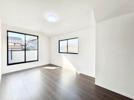 ���̑����ρ@���邢�o���R�j�[�T�C�h�ɗm����ݒu�B�ڊo�߂̗ǂ��Q���ɁB