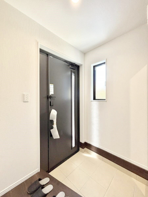 ���ց@�K���X�X���b�g�̓��������փh�A�������Ɍ���͂��Ă���܂�