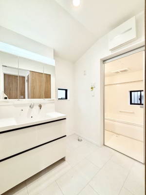 ���̑��@�g�x�x���X���[�Y�ɂ����Ȃ���E�ߏ�B