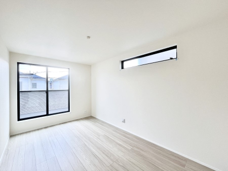 ���̑����ρ@�����`Bed Room�`  �u��������������l�v�Ƃ��v�w�ł�����肭�낰��Q���B  �����̉Ǝ��₨�d���ɔ�ꂽ���̓t�J�t�J�̃x�b�g�Ŗ�����Ă��������B�e���r��{�I�������Ă����K�ȍL����������