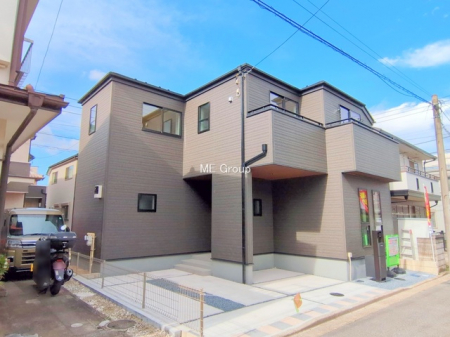 nOώʐ^@`Exterior`ՐÂȏZnŎqĉƑɃsb^B̂UKȗ΂Ɍb܂ꂽGAŁARɕ܂ꂽ₩ȕ炵邽߂́AƂ肠ZĂ܂B