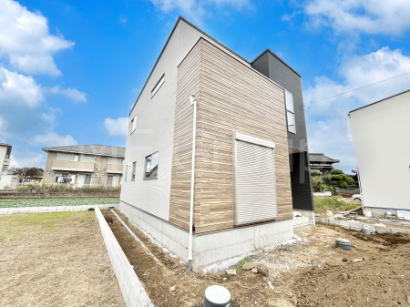 nOώʐ^@OρQ`Exterior`@ˌĂ̑傫ȃbǵAB́uynvuRɁvg鎖łBK[fjOchxCԂoCN̎ȂǗlXȗprŗpł܂B