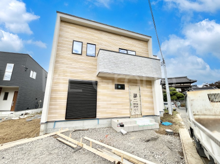 nOώʐ^@OρS`Exterior`@XȂA咣߂ǂ]TV[vȃtHŘȂޓ@́AV̋ƏƂ炵킹鎖ŁA{ׂ`̎pĂ܂B