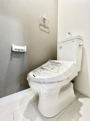 �g�C���@�����`Toilet�`�@�Y��E�X�b�L���E���K�ȃE�H�V�����b�g�t�g�C���ł��낰���Ԃł��B�g�C���͖����g�킴��𓾂Ȃ����́B����������ۂ������ł��ˁB�g�C����2��������̂Œ��̍��G���ɕ֗��ł��I