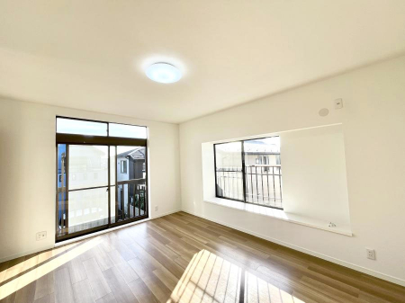 ���̑����ρ@�o���R�j�[���J�������v���X���Ă����m��